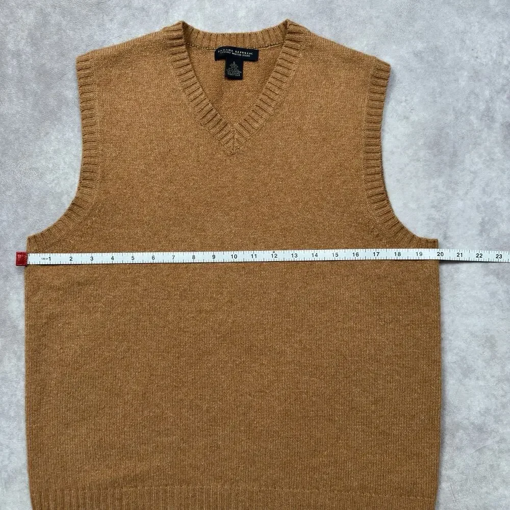Vintage Banana Republic Wool Cashmere Angora Sweater Vest Mens Sz. S Camel Brown